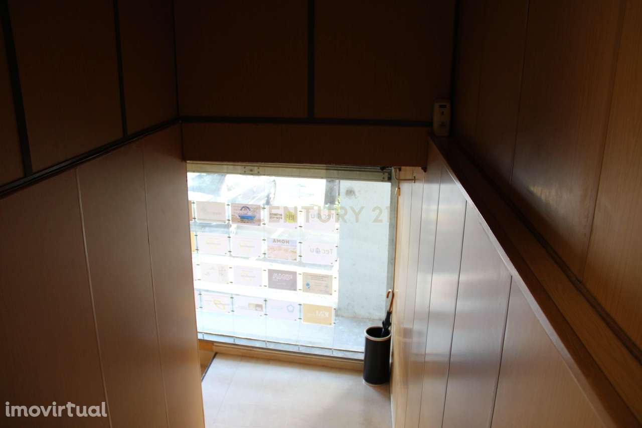 Centro de Escritórios Santa Catarina, em Linda Velha- NEGÓCIO PARA INV - Grande imagem: 3/17