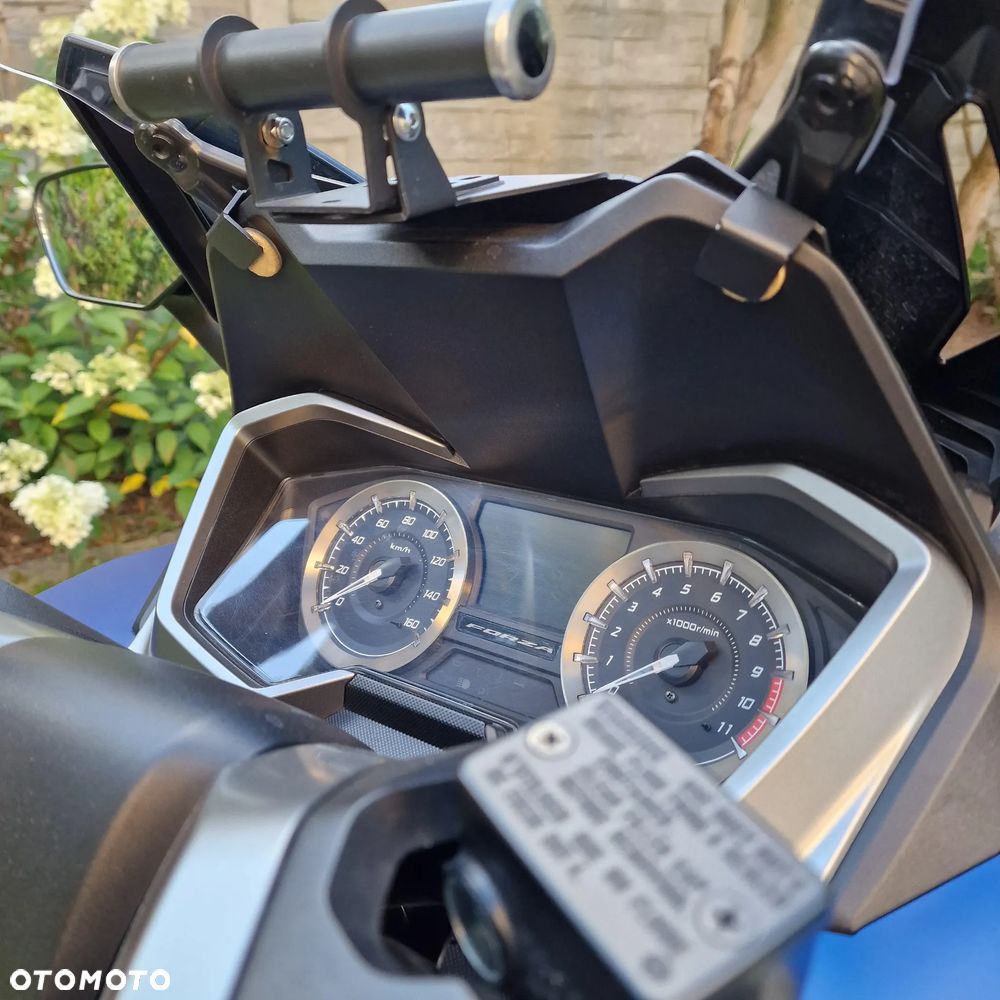 Honda NSS - 17