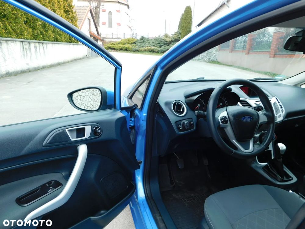 Ford Fiesta 1.25 Champions Edition - 16