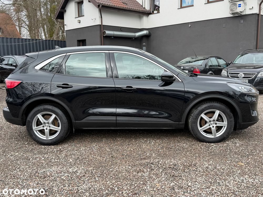 Ford Kuga 2.0 EcoBlue 4x4 TITANIUM - 9