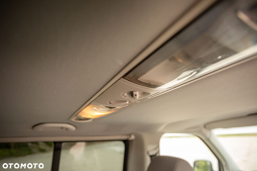 Volkswagen Caravelle L1 Comfortline Goldenline - 29