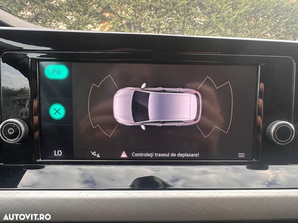 Volkswagen Golf 2.0 TDI Life - 20