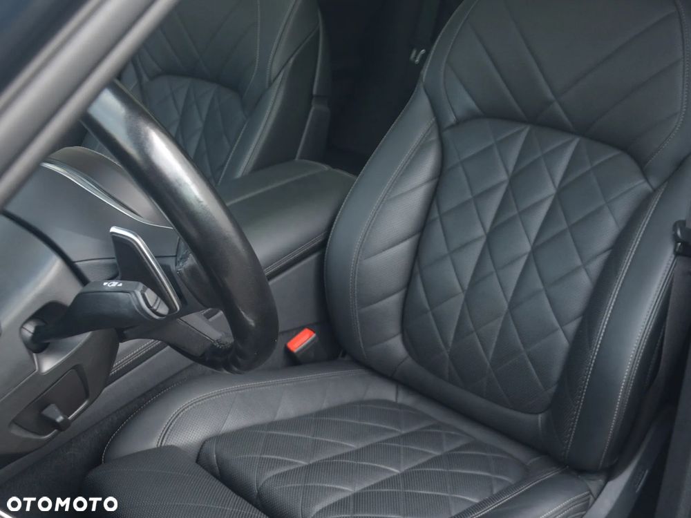BMW X6 xDrive30d - 10