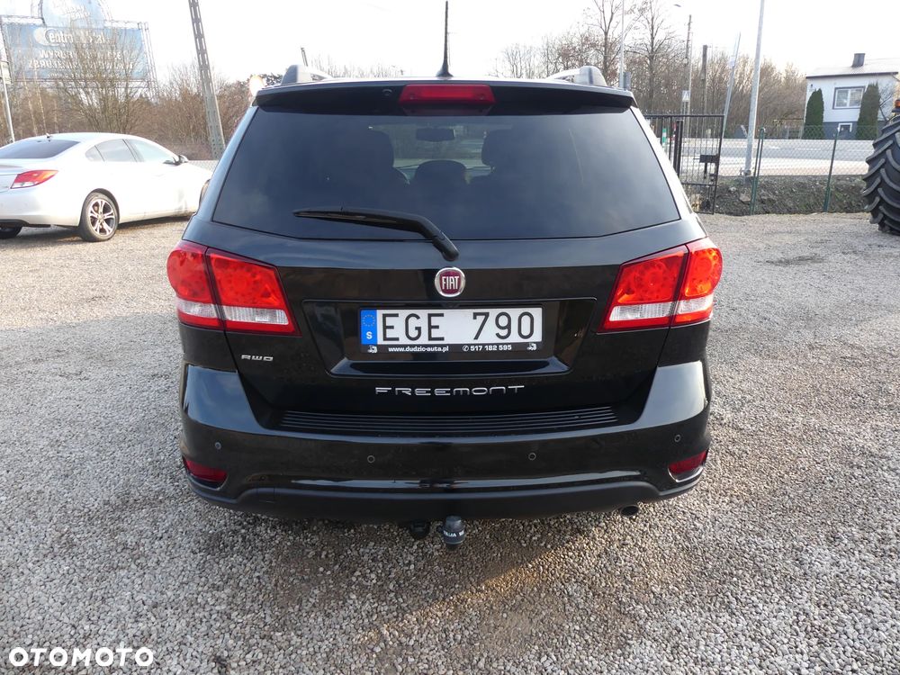 Fiat Freemont 2.0 Multijet 16V DPF Automatik Allrad Black Code - 20