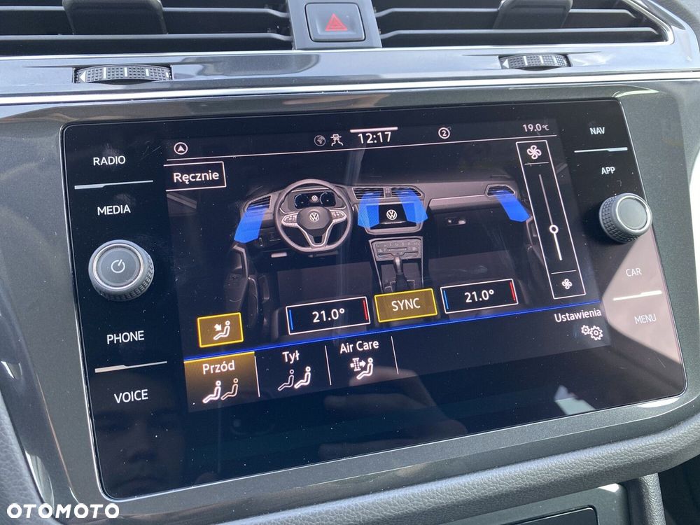 Volkswagen Tiguan - 23