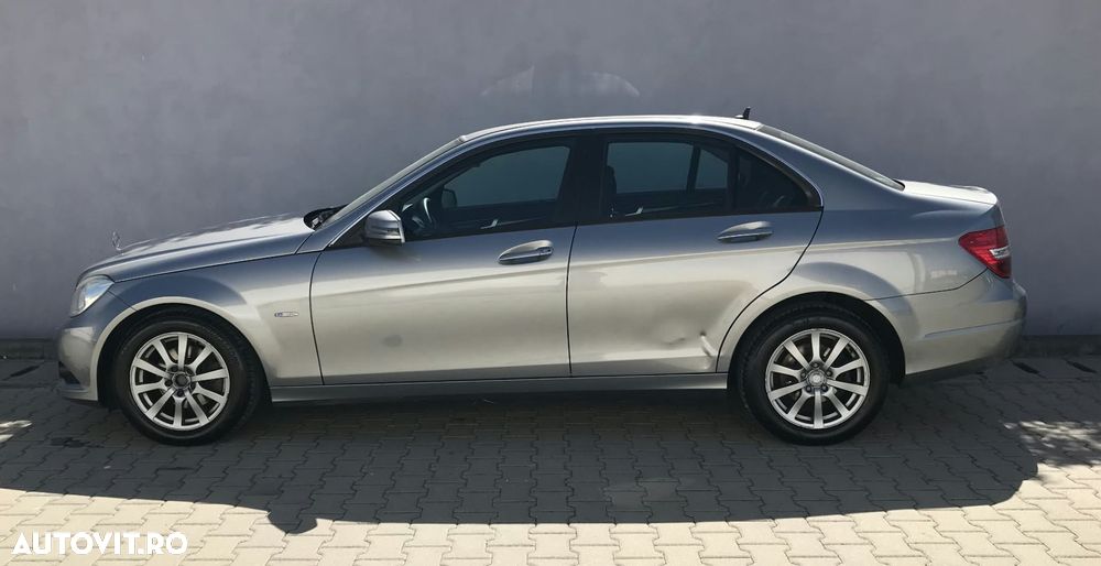 Mercedes-Benz C 200 CDI DPF (BlueEFFICIENCY) - 11