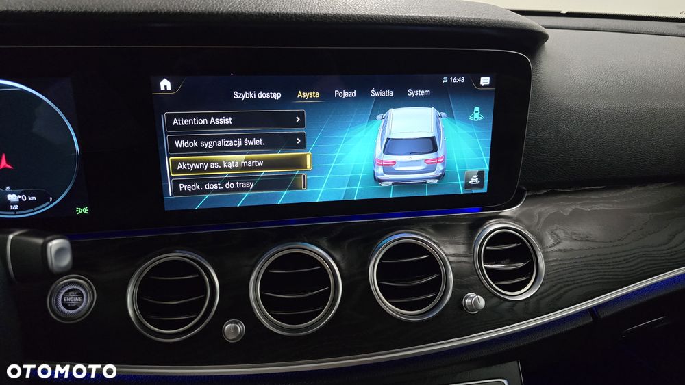 Mercedes-Benz Klasa E 300 de 4Matic T 9G-TRONIC AMG Line - 29