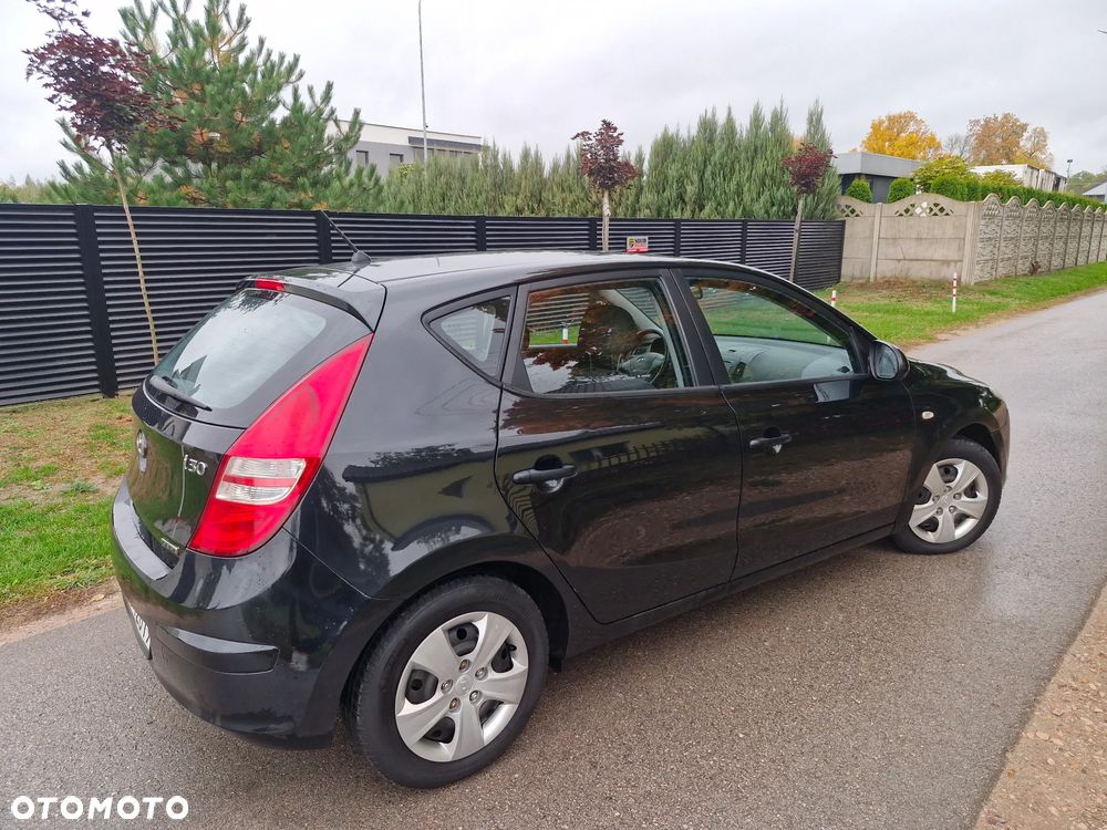 Hyundai i30 1.6 CRDi Base - 6