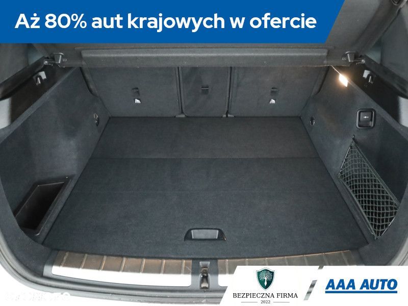 BMW X1 - 11