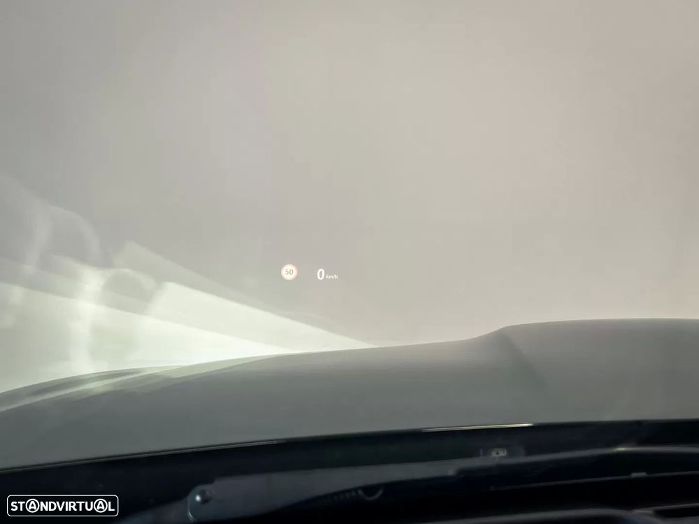 BMW M4 Auto - 21