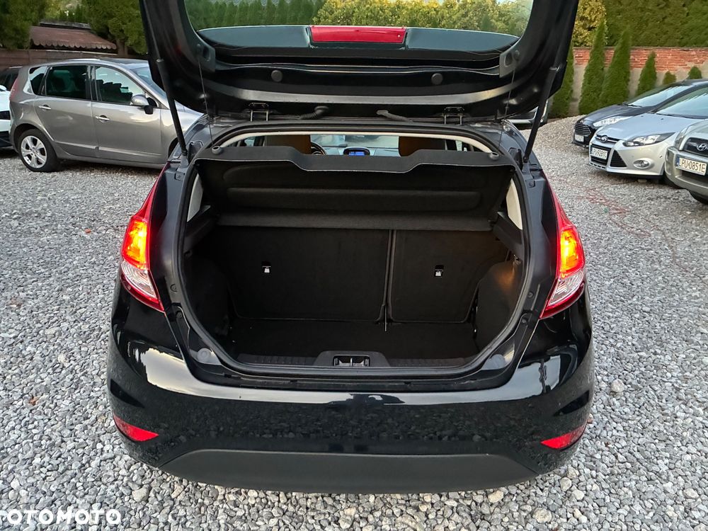 Ford Fiesta 1.6 TDCi Individual - 12