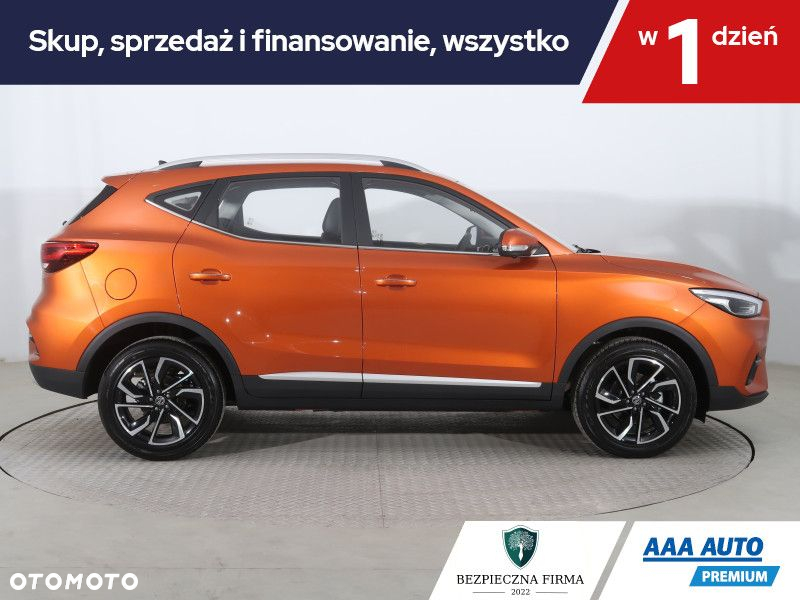 MG ZS - 7