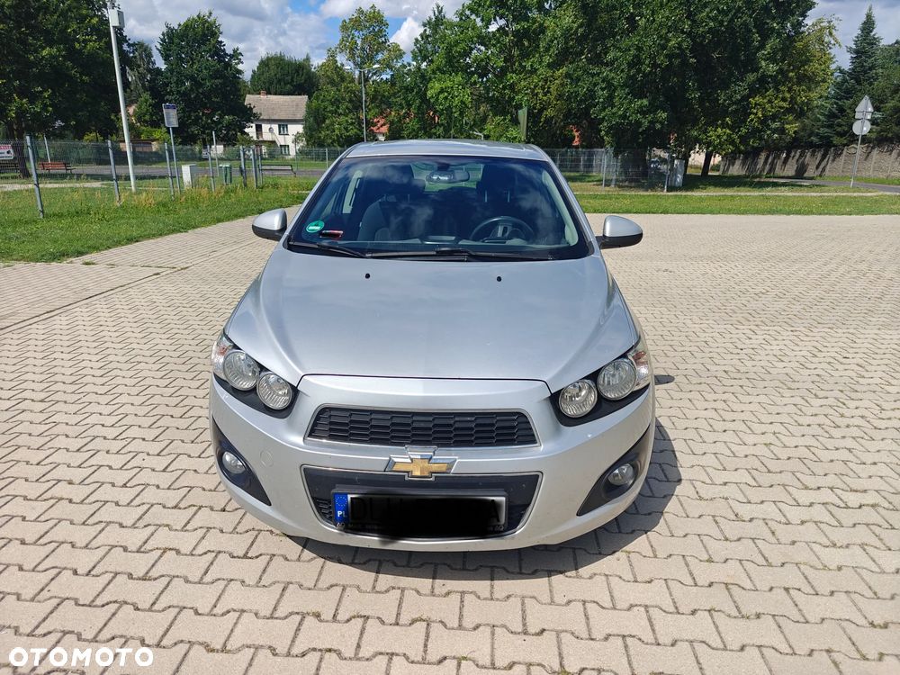 Chevrolet Aveo 1.6 LTZ - 12