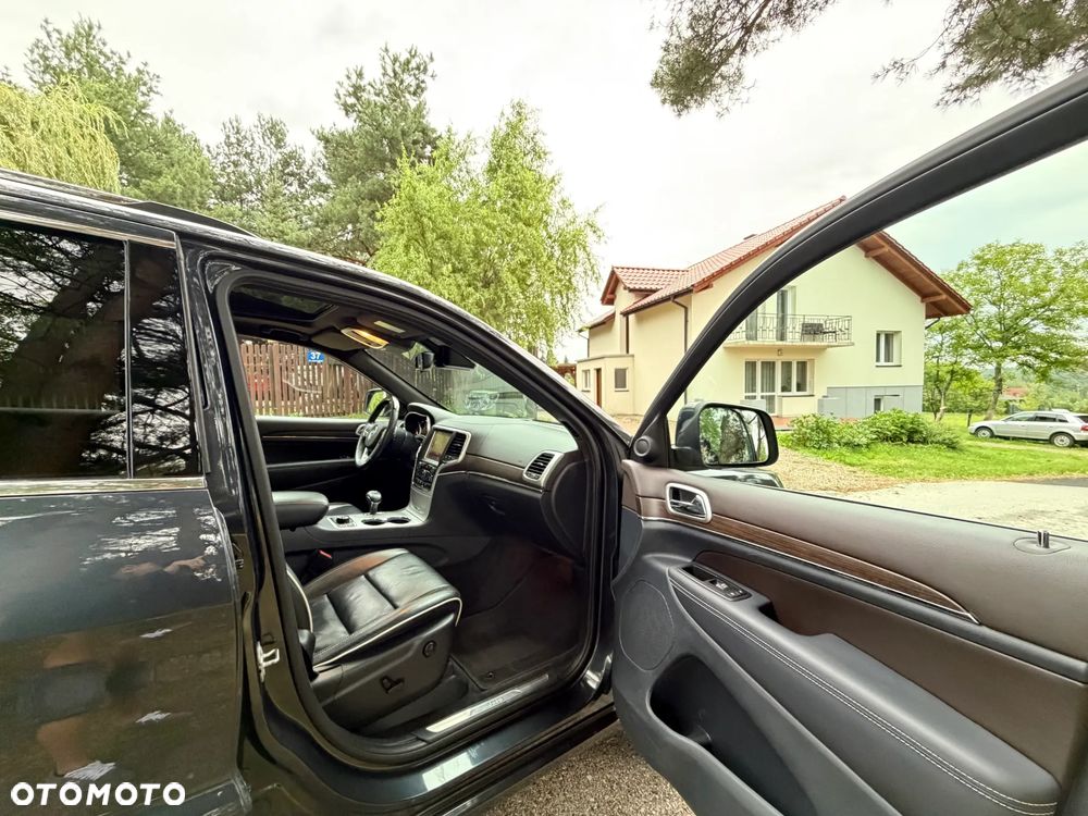 Jeep Grand Cherokee 3.0 CRD Overland Summit - 26
