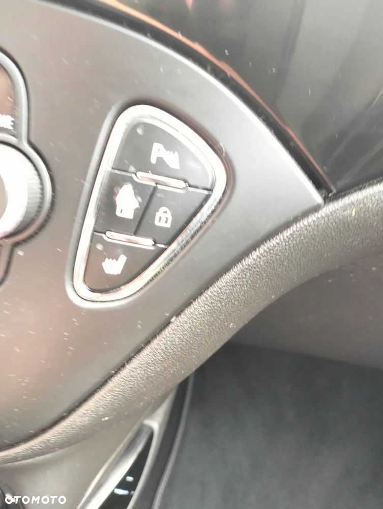 Opel Corsa 1.4 drive - 21