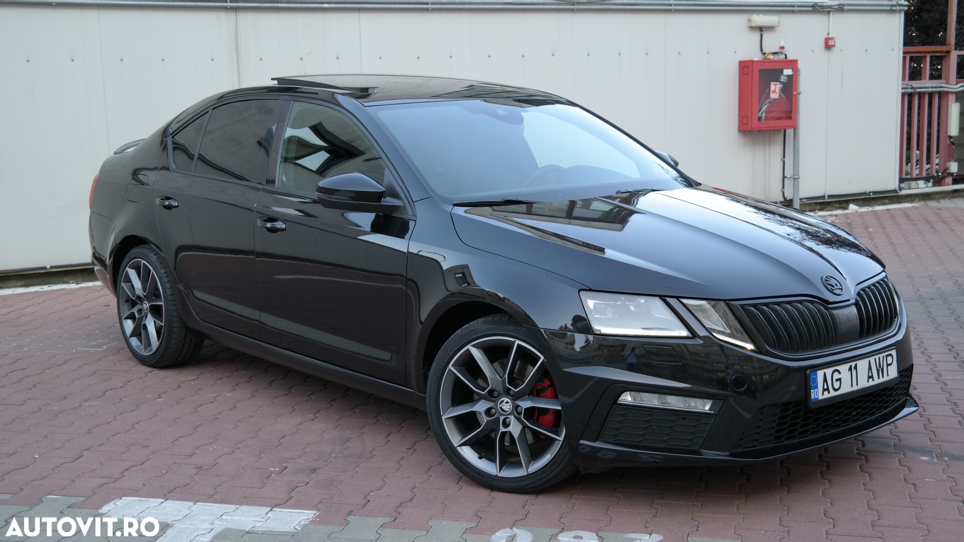 Skoda Octavia 2.0 TDI RS DSG - 2