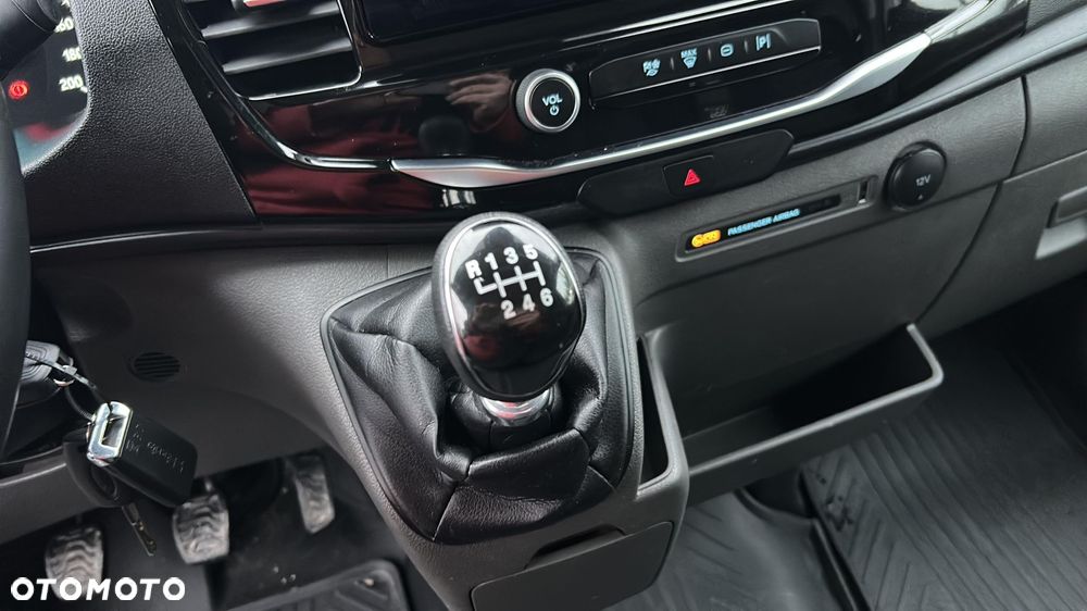 Ford Transit - 19