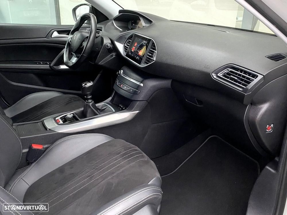 Peugeot 308 SW 1.5 BlueHDi Allure Pack - 11