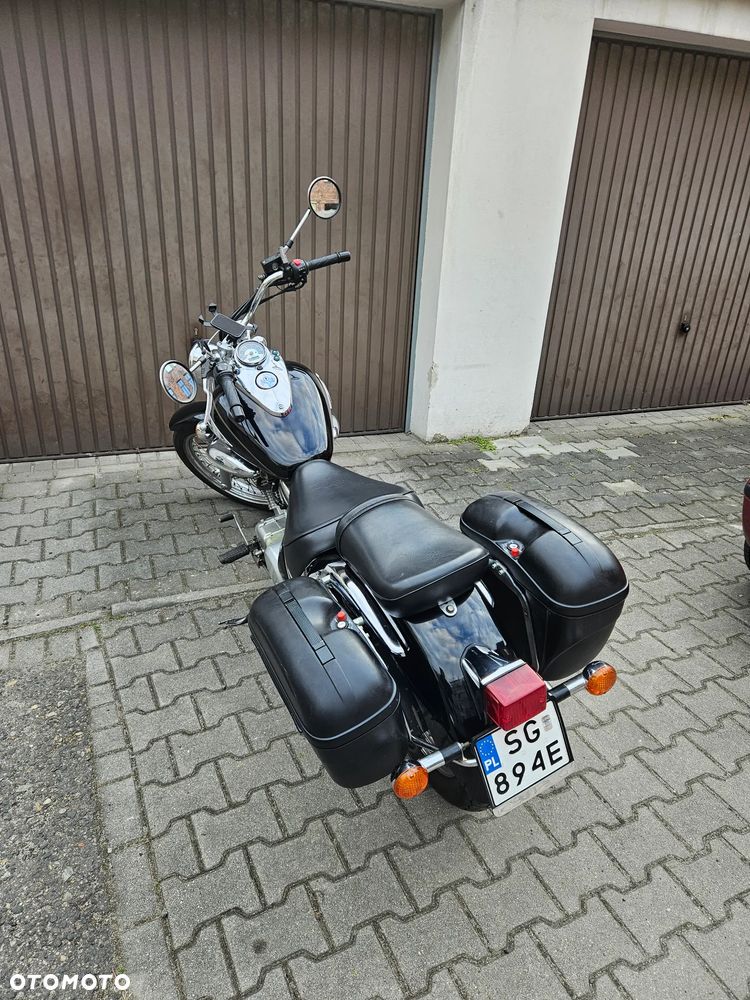 Suzuki Intruder - 3