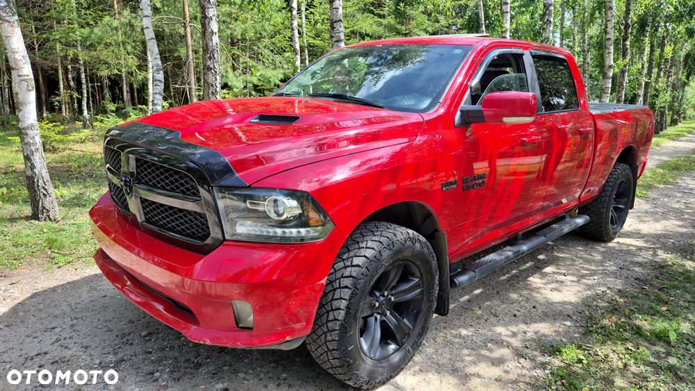 Dodge RAM 5.7 4x4 - 1