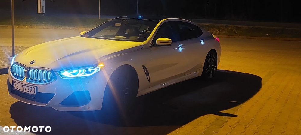 BMW Seria 8 840i xDrive - 1