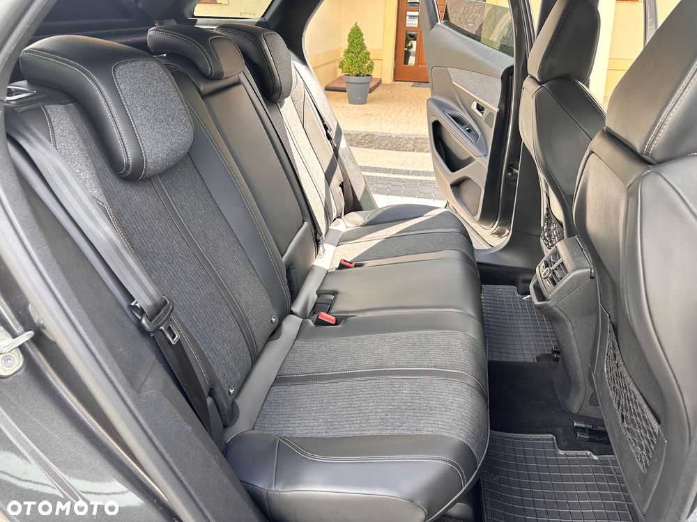 Peugeot 3008 1.2 PureTech GT S&S - 18