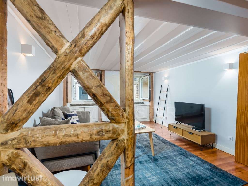 Apartamento T2 Remodelado na Lapa - Charme, Conforto e Localização ... - Grande imagem: 2/53