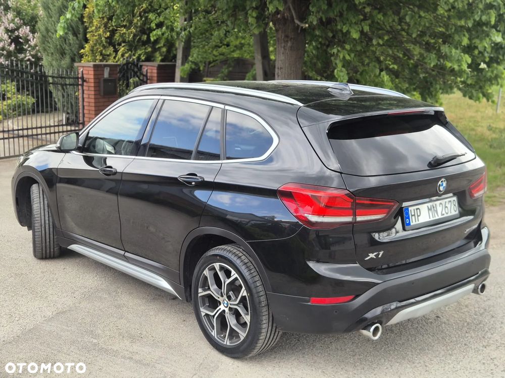 BMW X1 xDrive18d xLine - 9