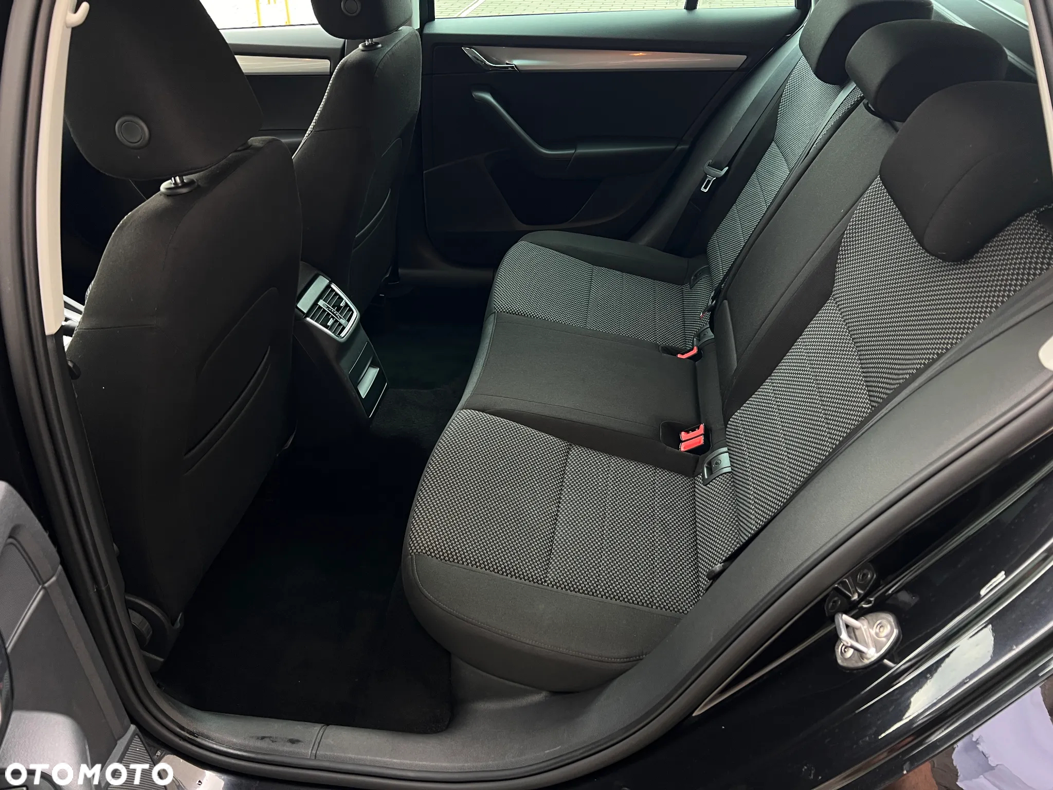 Skoda Octavia 1.6 TDI Active - 17