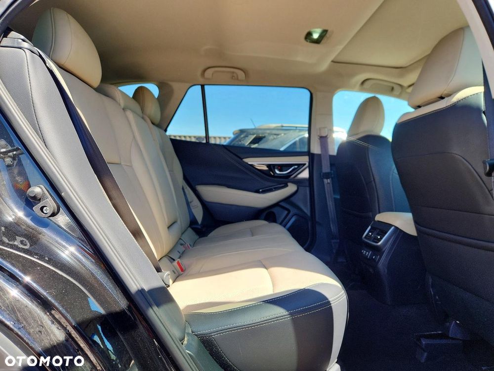 Subaru Outback 2.5i Exclusive - 10