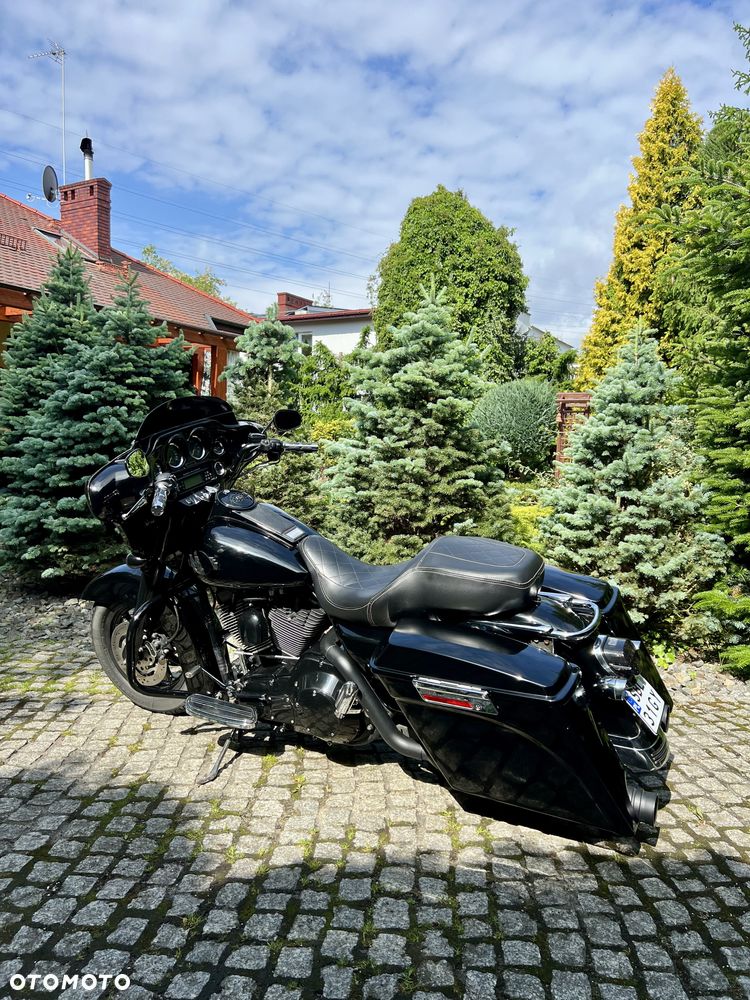 Harley-Davidson FLHT Electra Glide Standard - 19