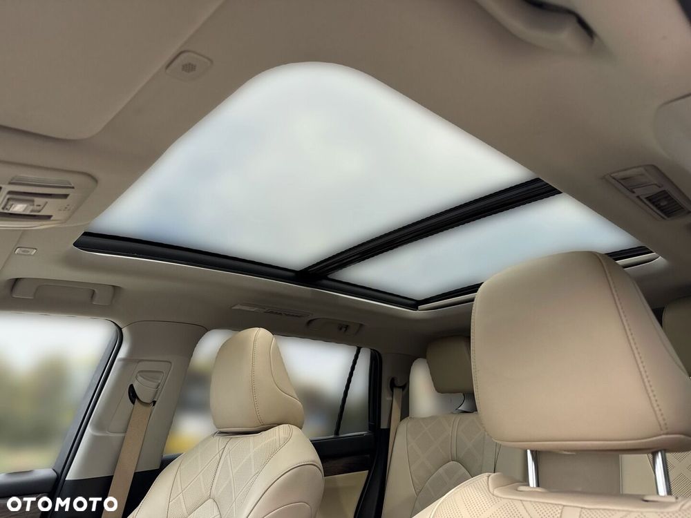 Toyota Highlander 2.5 Hybrid Executive - 29