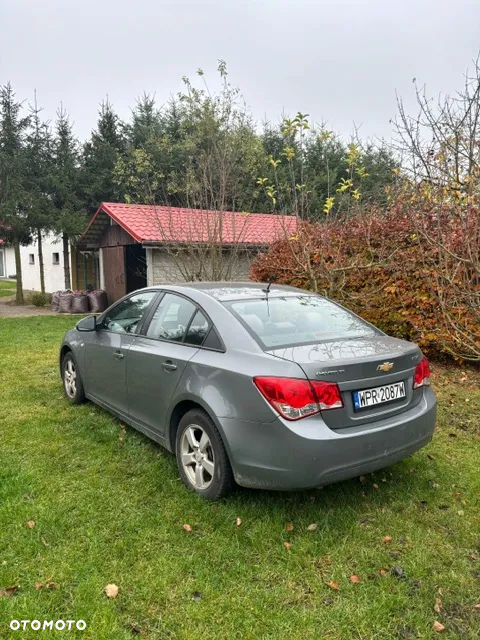 Chevrolet Cruze 1.6 - 3