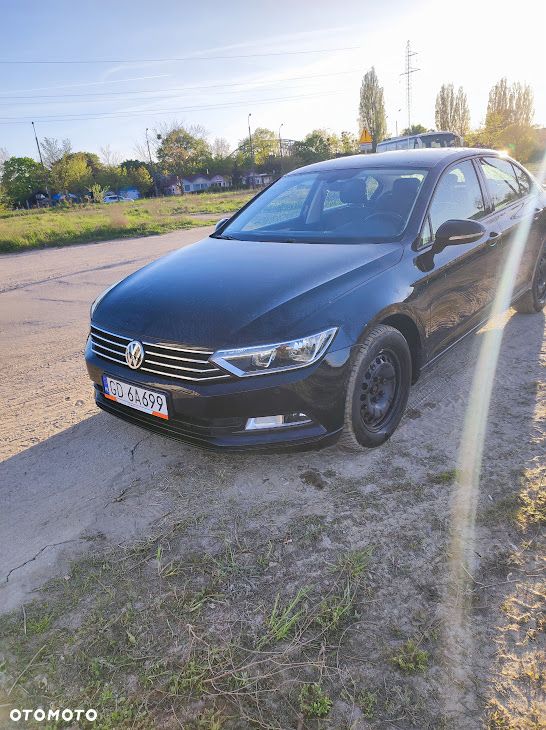 Volkswagen Passat 1.4 TSI BMT Trendline - 2