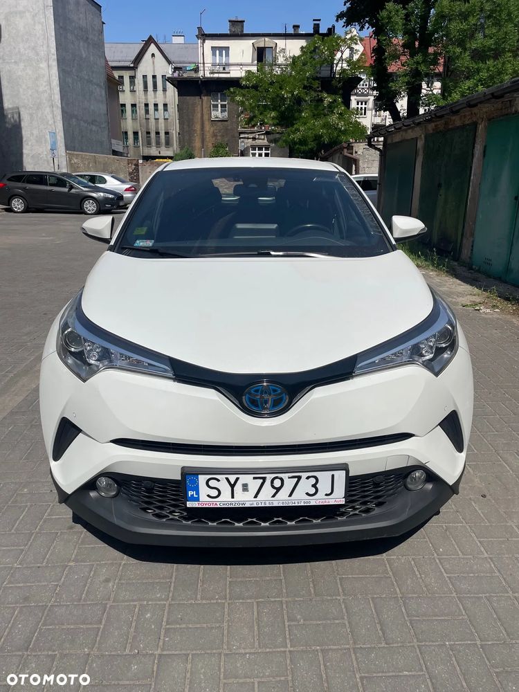 Toyota C-HR 1.8 Hybrid Prestige - 2