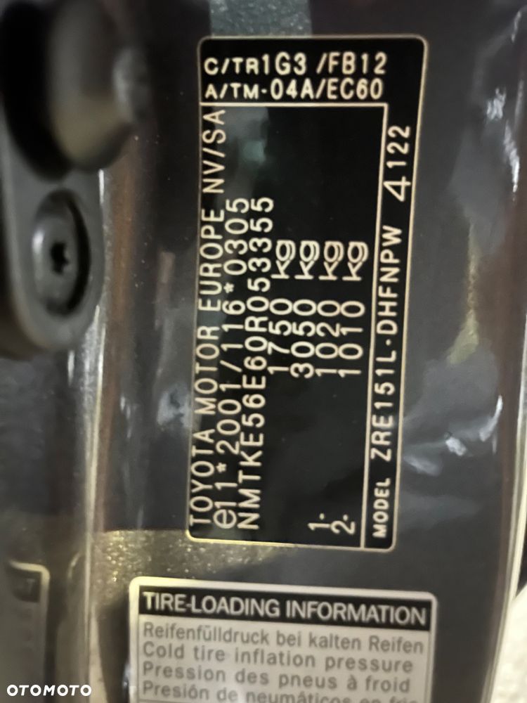 Toyota Auris 1.6 Sol - 12