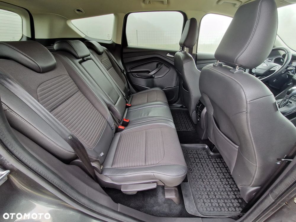 Ford Kuga 2.0 TDCi AWD Titanium - 12