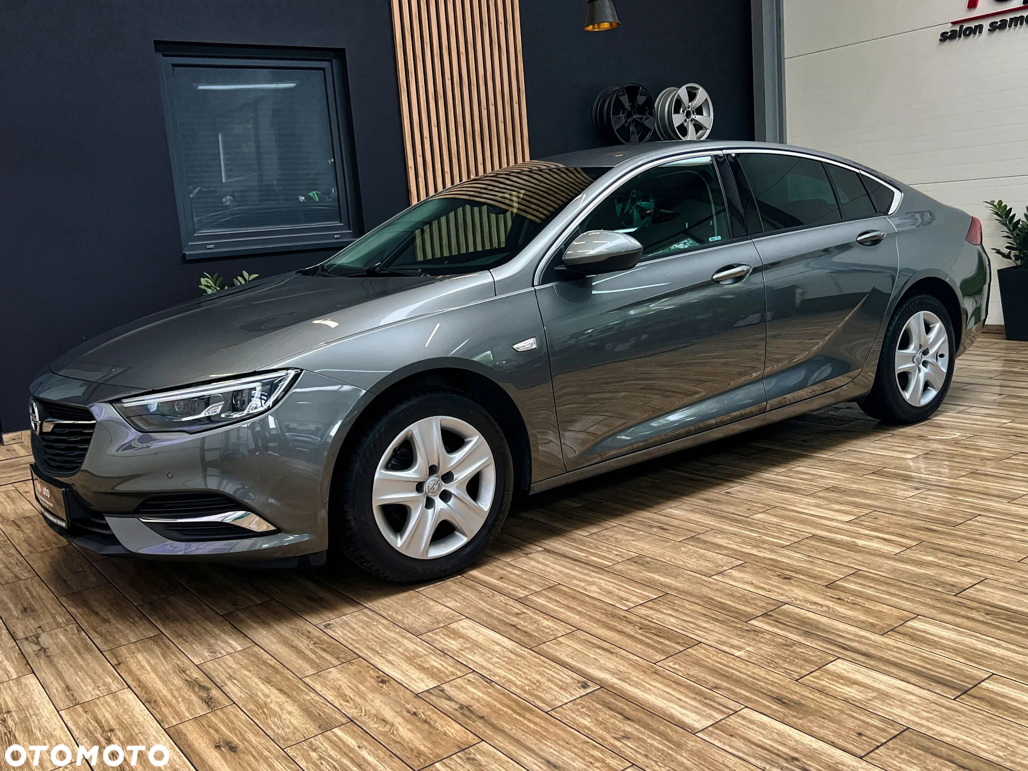 Opel Insignia 1.5 T Elite S&S - 12