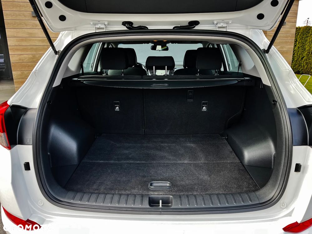 Hyundai Tucson blue 1.6 GDi 2WD Navi - 20