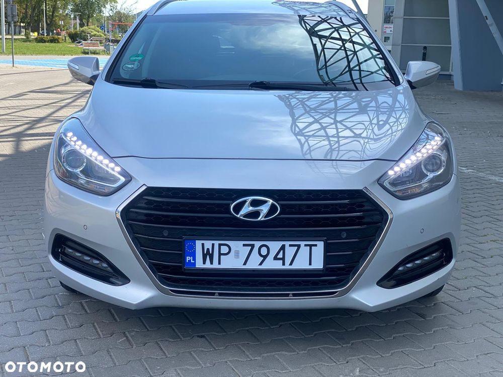 Hyundai i40 Kombi blue 1.7 CRDi DCT Premium - 8