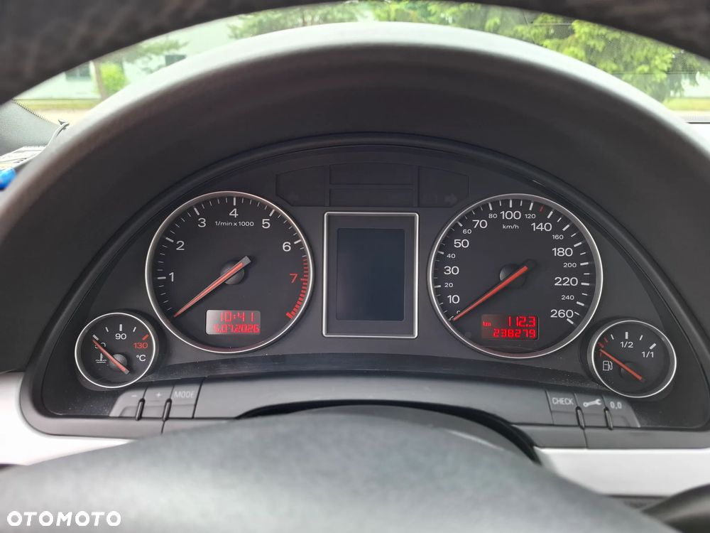 Audi A4 Limousine 1.8 T - 14