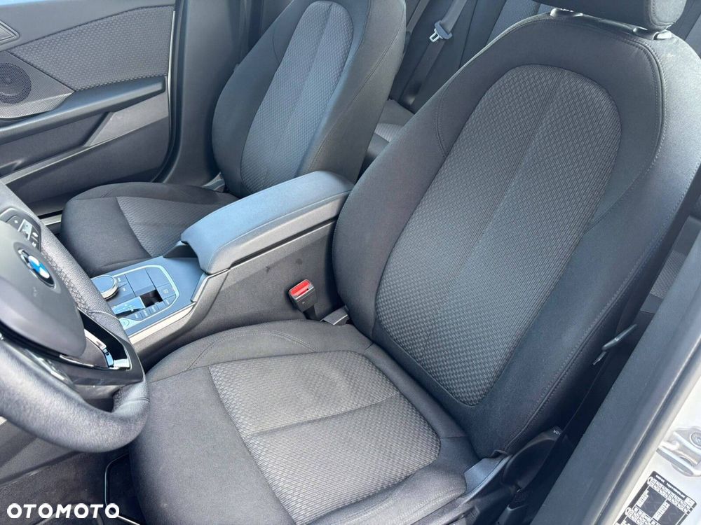 BMW Seria 1 118i Advantage - 13
