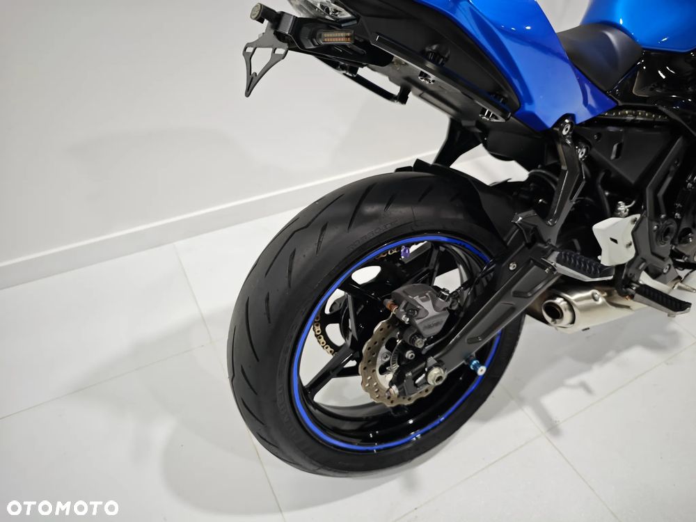 Kawasaki Ninja - 9