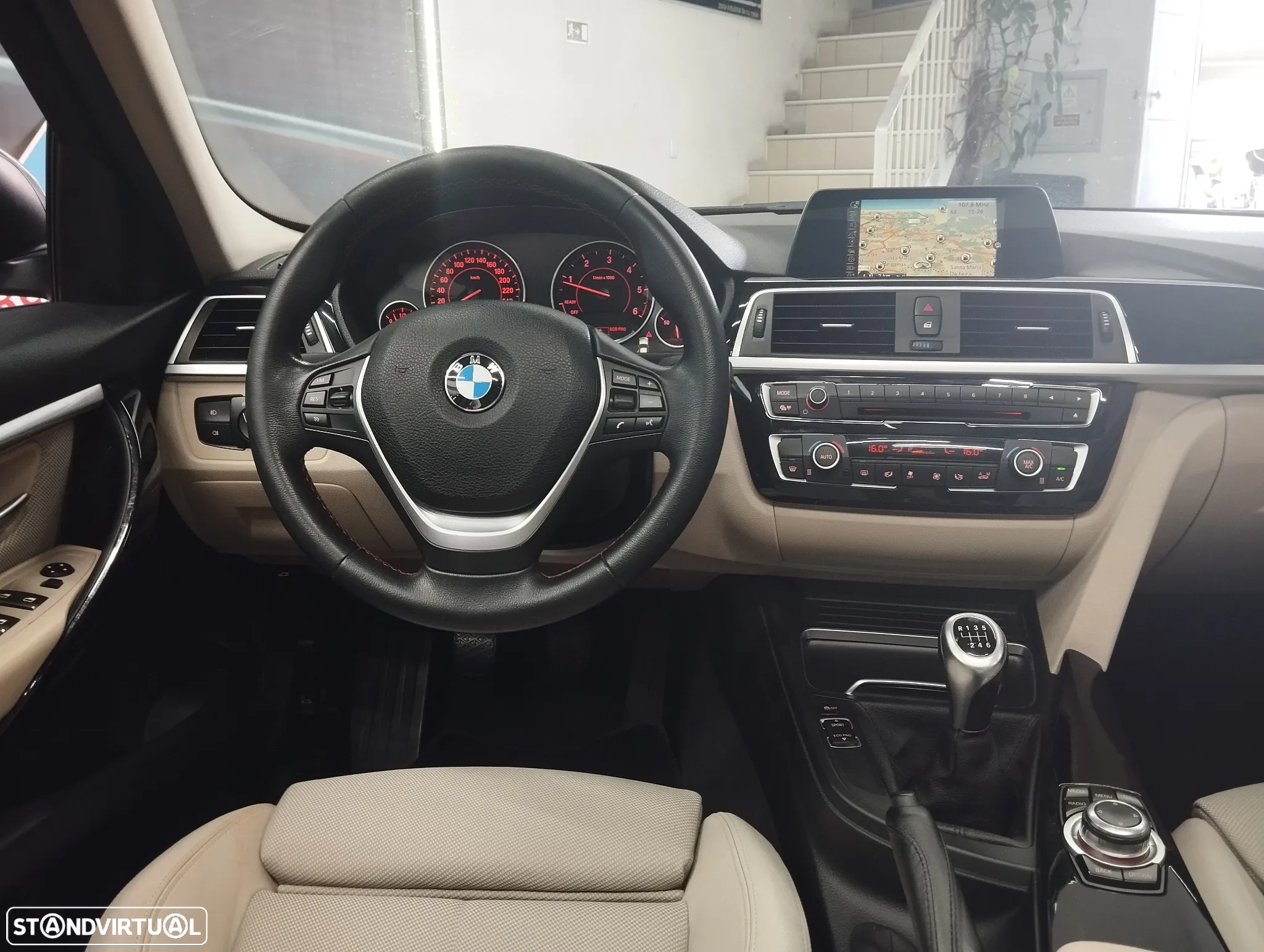 BMW 320 d Touring EfficientDynamics - 18