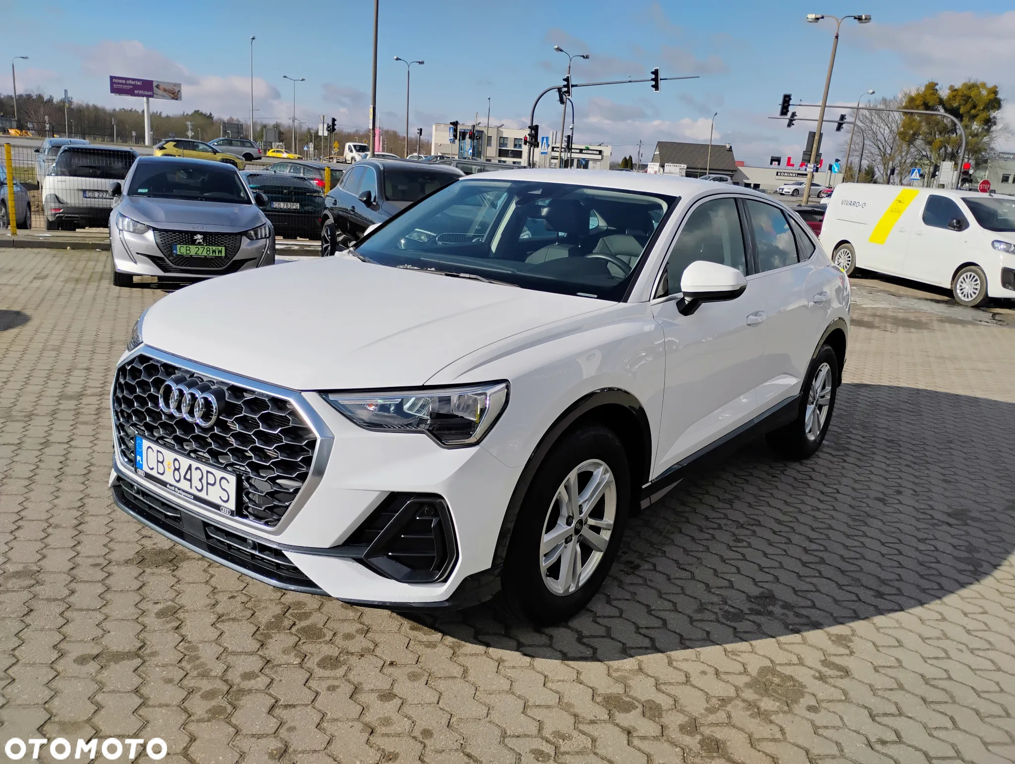 Audi Q3 35 TFSI S tronic - 4