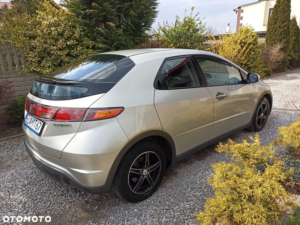 Honda Civic 1.4i-DSi - 6
