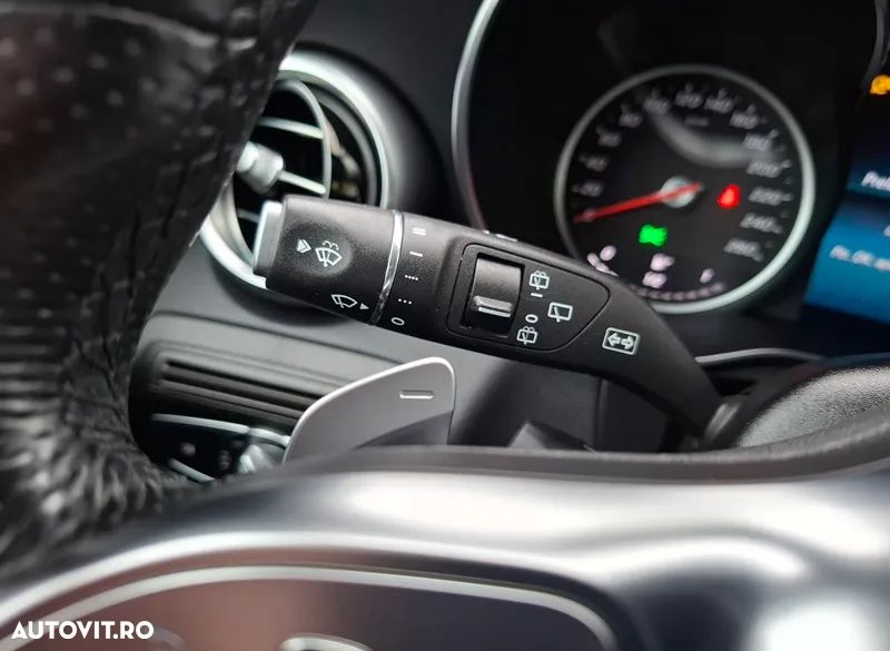 Mercedes-Benz GLC 220 d 4Matic 9G-TRONIC AMG Line Plus - 15