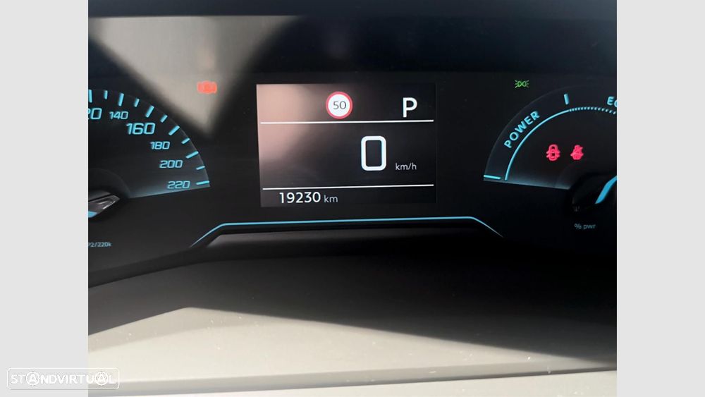 Peugeot 2008 1.2 Hybrid Style e-DCS6 - 15
