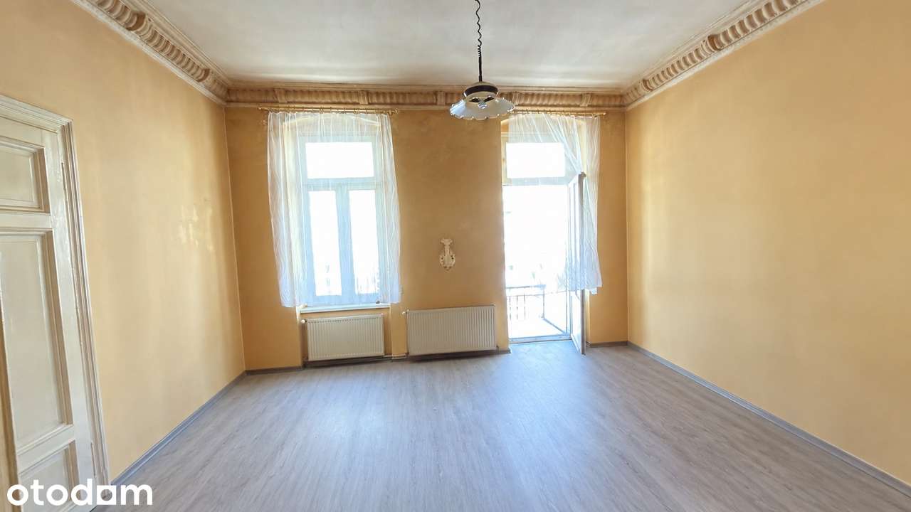 Mieszkanie w kamienicy z balkonem i widokiem na Twierdzę Kłodzko 98 m²