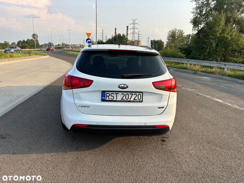 Kia Ceed Cee'd 1.4 CRDi M - 5